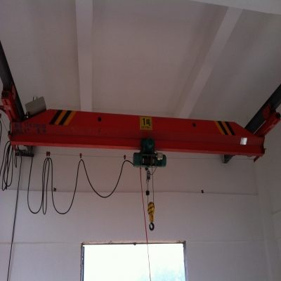LXB型防爆電動單梁懸掛起重機投入運行